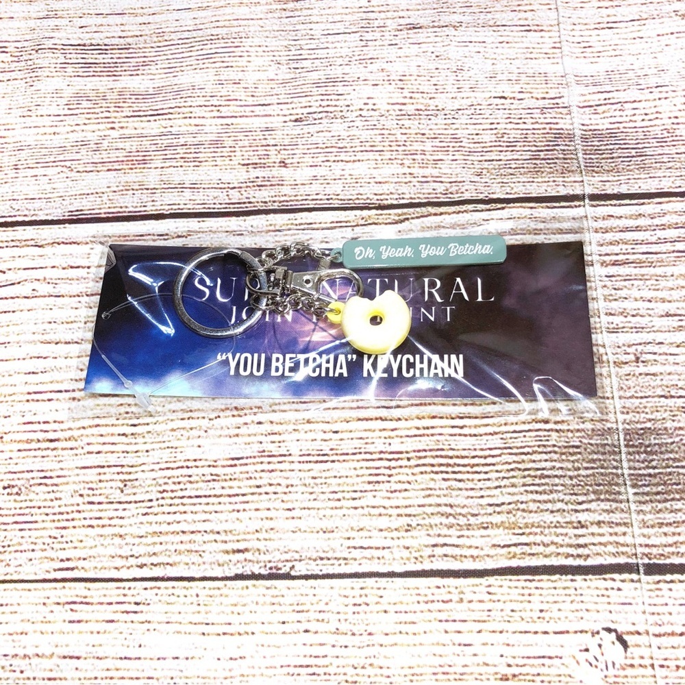 NWT Supernatural Join The Hunt 'You Betcha' Keychain